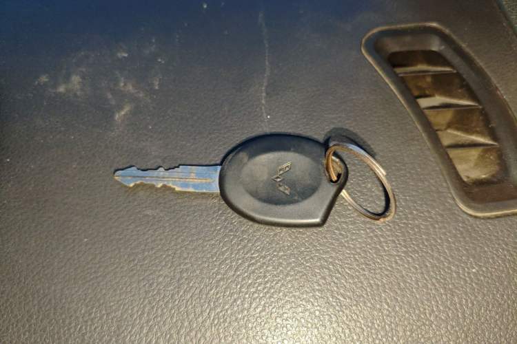 Used Wuling Rongguang 2020 1.5L Extended Basic Version China VI Standard L3C Vehicle Key