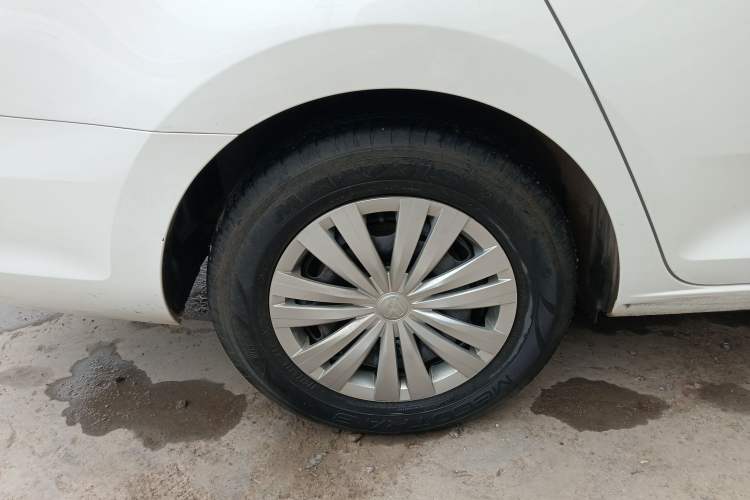 Used Volkswagen Santana 2021 1.5L Manual Fashion Edition Exterior 5