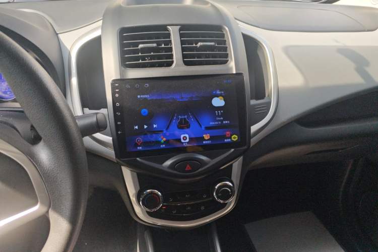 Used CHANGAN Benni E-Star 2021 National Edition Xin Yue Version Lithium Iron Phosphate (31.86 kWh) Audio And AC Panel