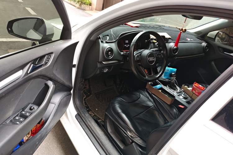 Used Audi A3 2017 Limousine 35 TFSI Ambition Edition
