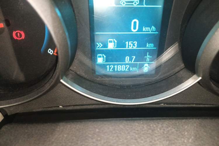 Used Chevrolet Cruze 2015 1.5L Classic SE MT