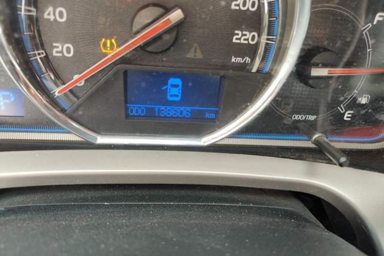 Used Toyota RAV4 2015 2.0L CVT Four-Wheel Drive New Edition
