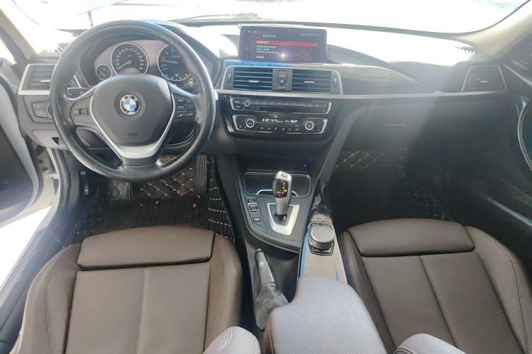 Used BMW 3 Series 2019 320Li Fashion Model
