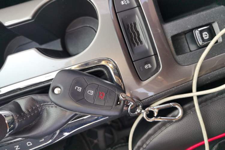 Used Chevrolet Cruze 2018 Redline 320 Automatic Pioneer Edition
