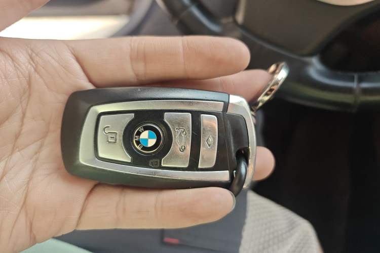 Used BMW 7 Series 2013 730Li Luxury Model Vehicle Key
