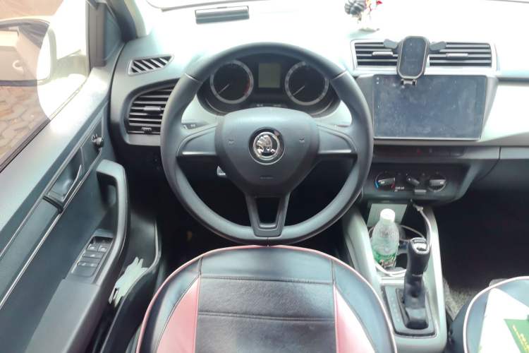 Used Skoda Fabia 2017 1.4L Automatic Car Enjoy Edition
