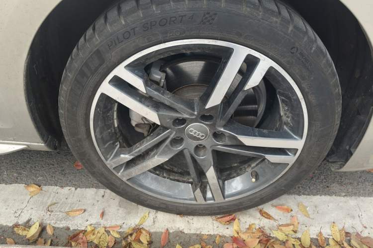 Used Audi A4L 2020 40 TFSI Luxury Dynamic Model
