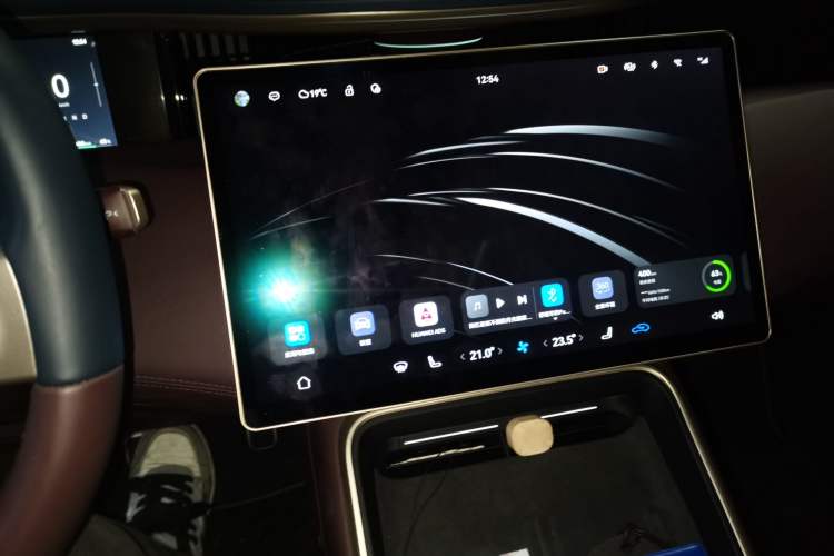 Used Avatr 11 2023 HarmonyOS Version Smart Enjoyment Upgrade Model 90-Degree Rear-Wheel Drive Edition
