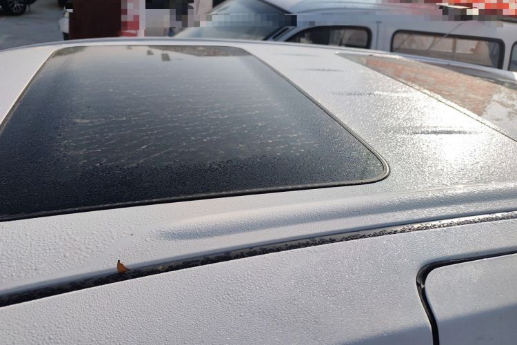 Used Buick GL8 2023 Land Executive Class Deluxe Model Roof