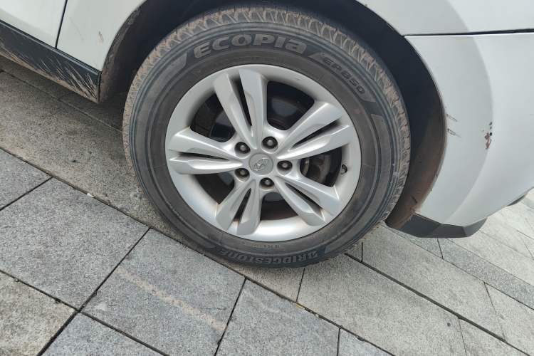 Used Hyundai ix35 2010 2.0L Automatic Two-Wheel Drive Elite Edition GLS