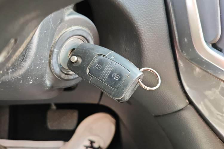 Used JMC Yuhu EV 2022 4x2 LX JX1032PSEF5BEV Interior 1