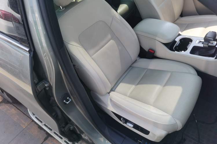 Used Li Auto ONE 2021 Extended-Range 6-Seater Version Right Front Seat