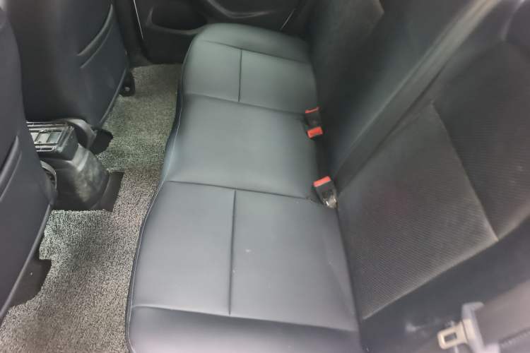 Used Citroen Elysee 2016 1.6L Manual Fashion Edition
