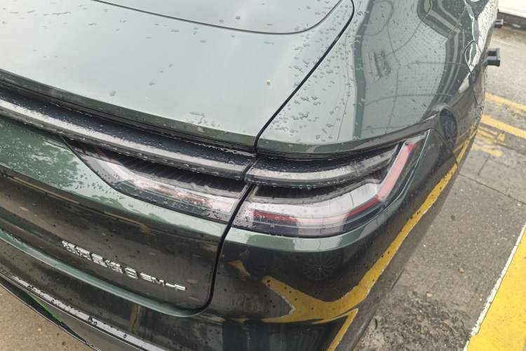 Used Geely Galaxy 8 2025 130km EM-P Starship Edition Right Rear Taillight