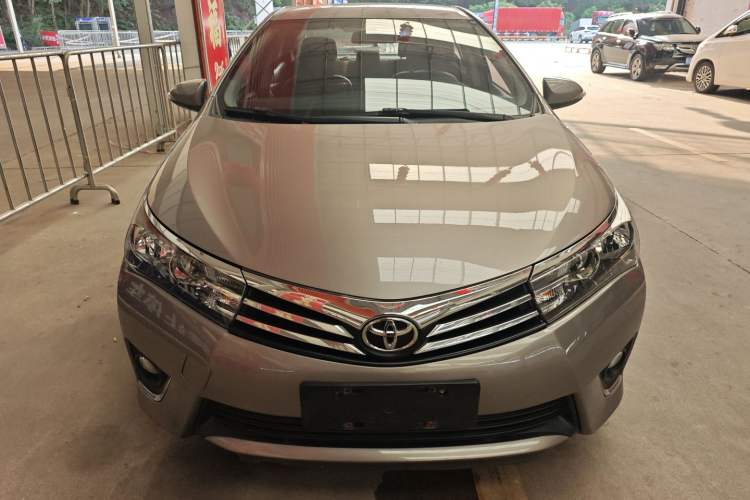 Used Toyota Corolla 2017 Revised Version 1.6L S-CVT GL Front