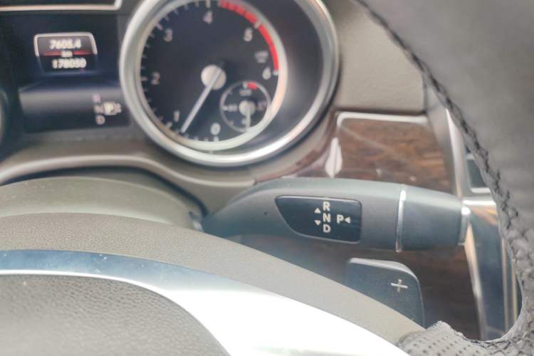 Used Mercedes-Benz GL-Class 2014 GL 350 CDI 4MATIC Gear Lever