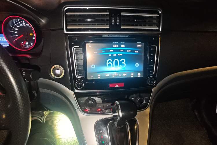 Used Haval H6 2015 Sport Edition 1.5T Automatic Two-Wheel Drive Luxury Model