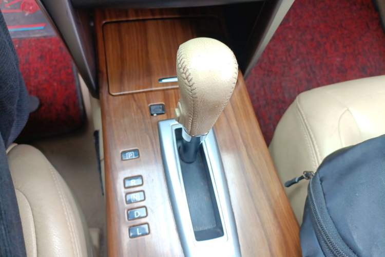 Used Nissan Teana 2011 2.0L XL Comfort Edition Gear Lever