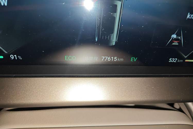 Used Denza D9 2022 DM-i 970 Four-Wheel Drive Flagship Model
