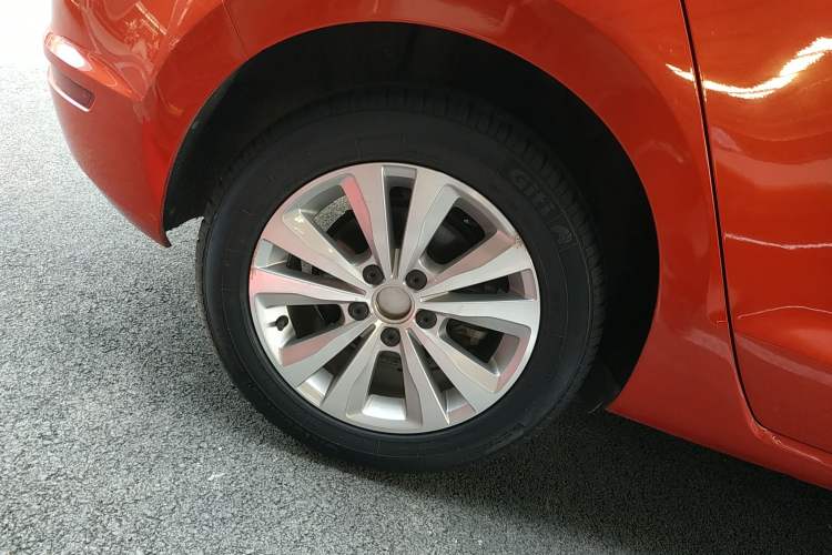 Used Volkswagen Golf Sportsvan 2018 230TSI Automatic Trend Edition Exterior 5