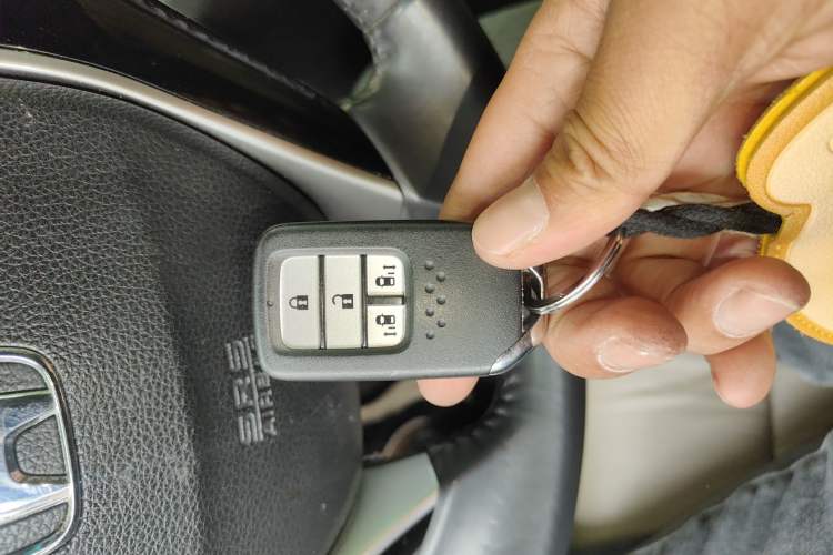 Used Honda Odyssey 2015 2.4L Luxury Edition
