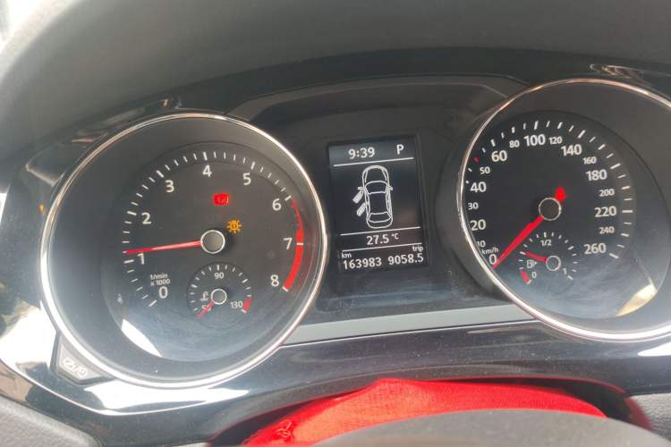 Used Volkswagen Sagitar 2018 280TSI DSG Comfort Model Instrument Cluster