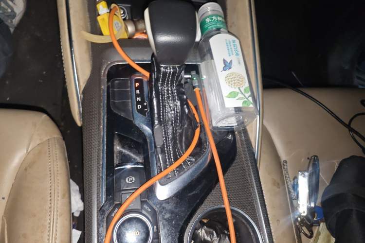 Used SAIC MAXUS D90 2017 2.0T Automatic Two-Wheel Drive - Uranus Gear Lever