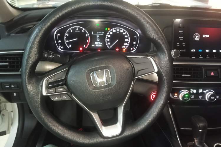 Used Honda Inspire 2019 260TURBO Elegant Edition China VI Emission Standard
