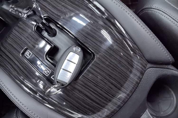 Used Nissan X-Trail 2019 2.0L CVT Smart Connect Comfort Edition 2WD
