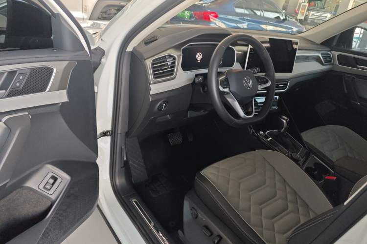 Used Volkswagen Tayron 2023 Revised Version 380TSI All-Wheel Drive R-Line High-Energy Edition
