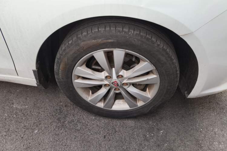 Used Roewe 360 2015 1.5L Manual Luxury Edition