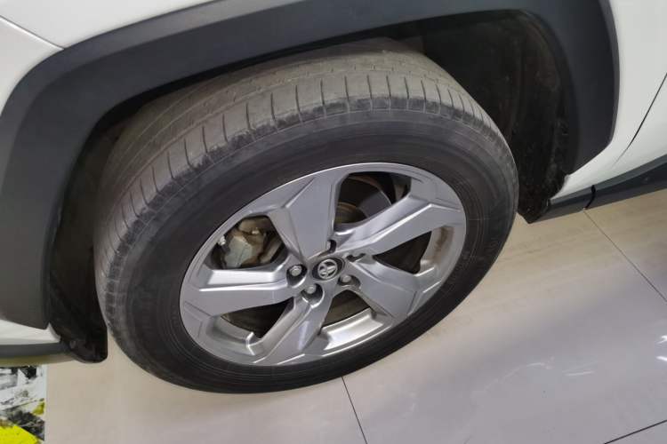 Used Toyota RAV4 2021 2.0L CVT Two-Wheel Drive Fashion PLUS Edition