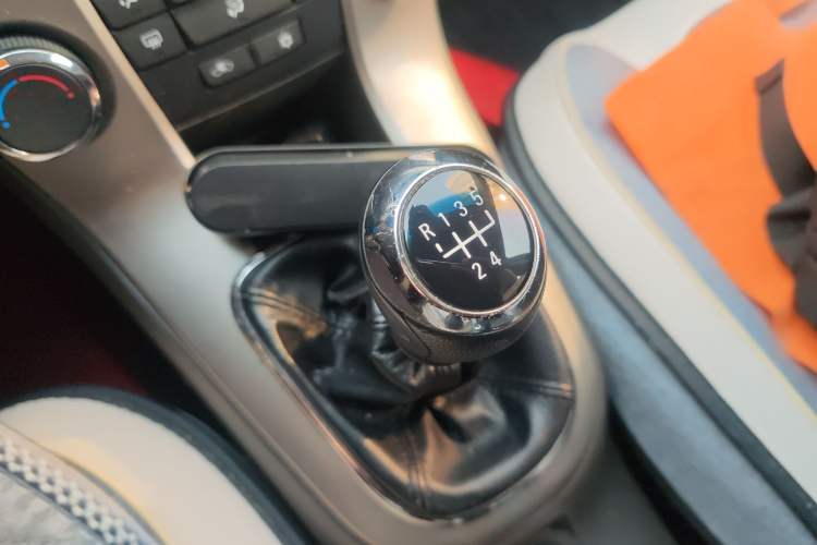 Used Chevrolet Cruze 2015 1.5L Classic SL MT