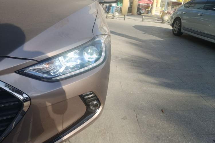 Used Hyundai Elantra (6th Generation / Lingdong) 2018 1.4T Dual-Clutch Xuan Dong · Dynamic Edition Left Front Headlight