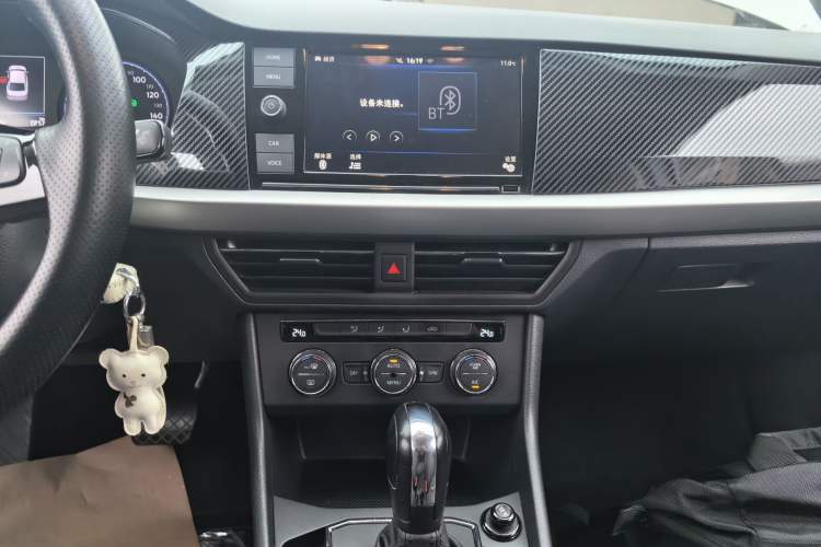 Used Volkswagen Lavida Pure Electric 2019 Low-Trim Version Audio And AC Panel