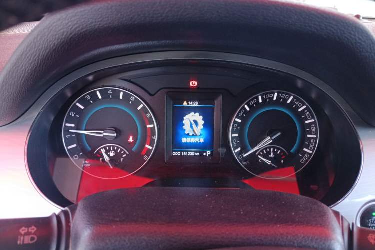 Used Haval H2 2016 Red-Label 1.5T Automatic Two-Wheel Drive Luxury Model
