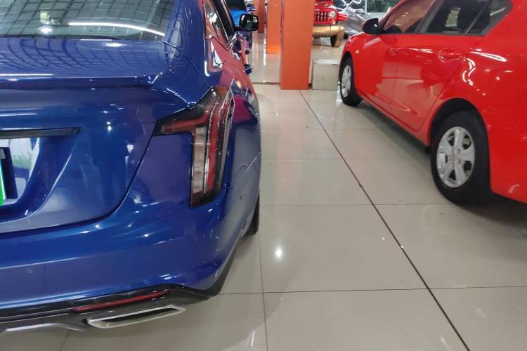 Used Cadillac CT5 2020 Revised 28T Platinum Sport Edition Right Rear Taillight