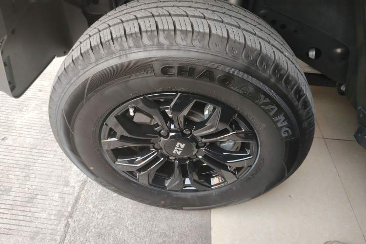 Used 212 T01 2024 2.0T Mechanic
