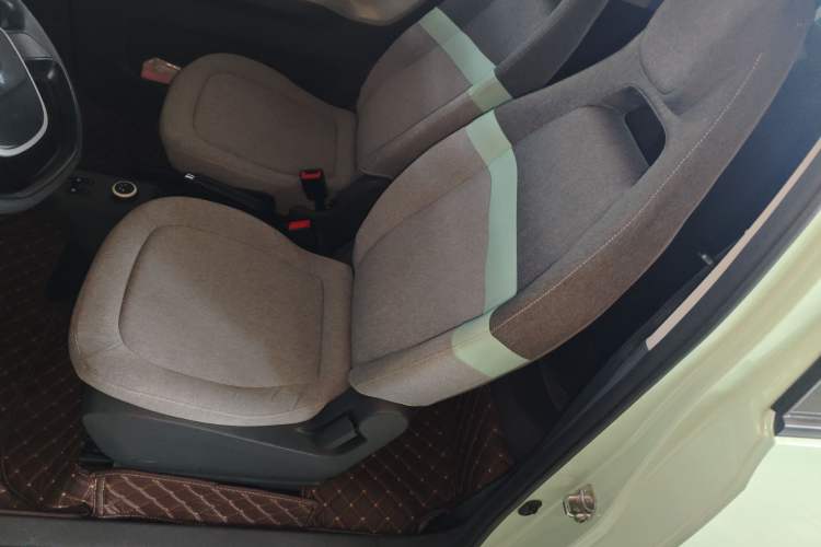 Used Wuling Hongguang MINIEV 2022 Macaron Premium Model – Lithium Iron Phosphate