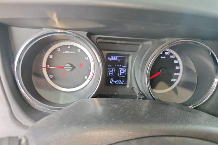 Used Dongfeng Aeolus A60 2016 1.6L Automatic Luxury Model Instrument Cluster