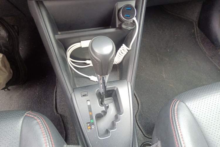 Used Toyota YARiS L Zhi Xuan 2016 Revised 1.5E CVT Charming Edition Gear Lever