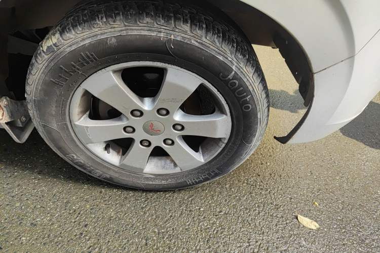 Used Wuling Zhengcheng 2015 1.8L Luxury Model LJ479QE2
