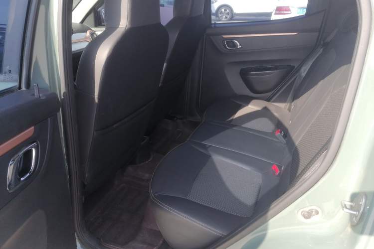 Used Dongfeng NAMMI BOX 2022 Champion Edition Light Wind Version 201KM Standard Model
