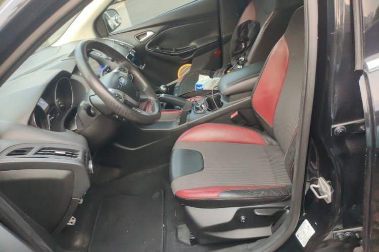 Used Ford Focus 2012 Hatchback 2.0L Manual Luxury Sport Model
