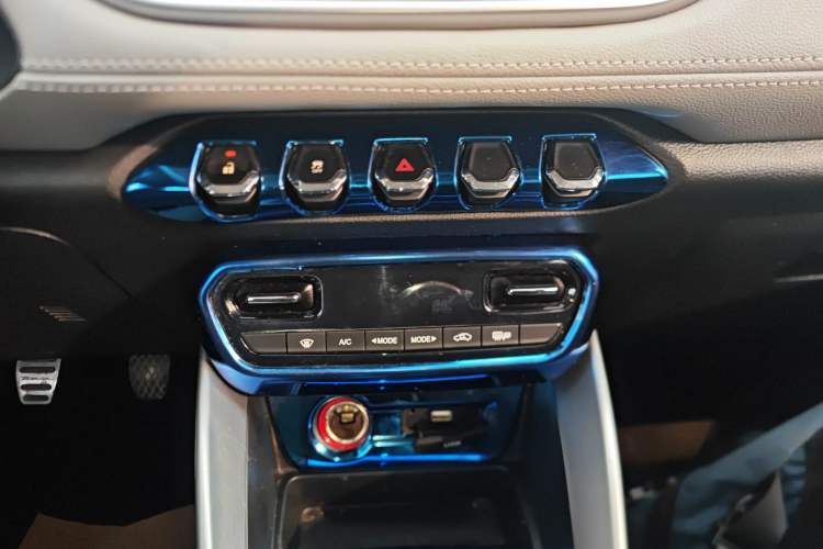 Used Baojun 510 2019 1.5L Manual Enjoyment Model 77kW China VI Emission Standard
