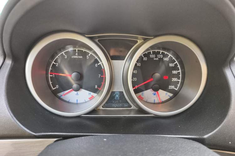 Used Geely Auto GX7 2013 2.0L Automatic Prestige Edition
