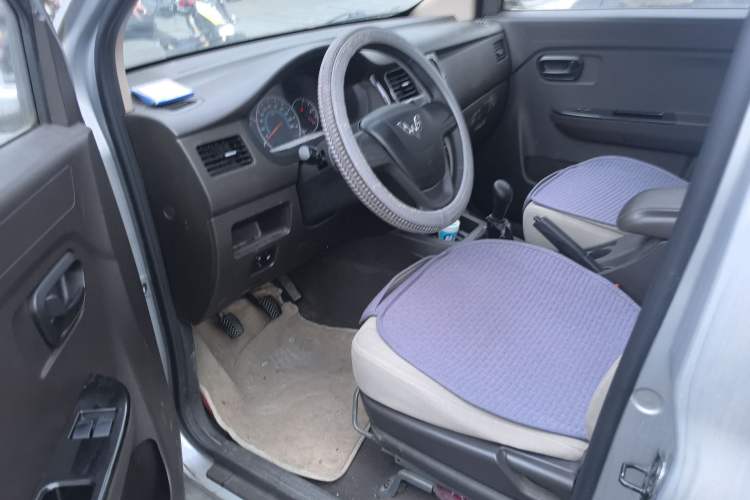 Used Wuling Rongguang V 2016 1.5L Standard Version