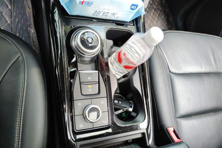 Used Ford Explorer 2020 EcoBoost 285 4x4 Titanium Edition 7-Seater
