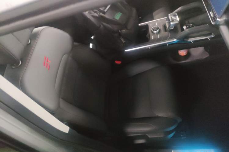 Used JETOUR Traveler 2023 2.0T Four-Wheel Drive Conqueror Right Front Seat