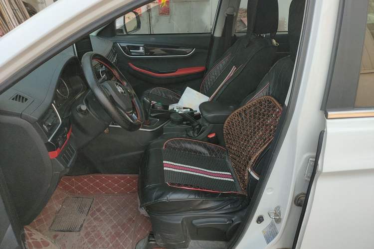 Used FORTHING T5 2021 1.6L Manual Comfort Model